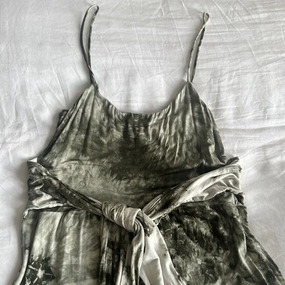 WinWin Tie Dye Jumpsuit With Tie Waist - Picture 3 of 5